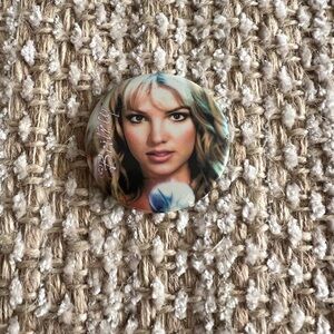 Vintage Britney Spears button pin, one size. GUC. 90’s memorabilia, pop icon